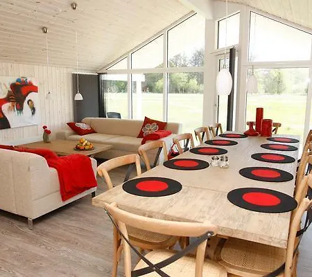 Four-bedroom Holiday In 8 Дом отдыха *