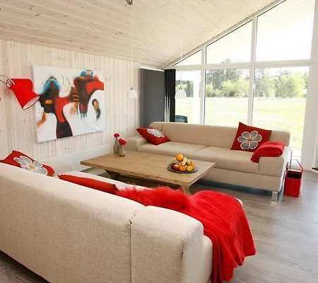 Four-bedroom Holiday In 8 * Ольбек